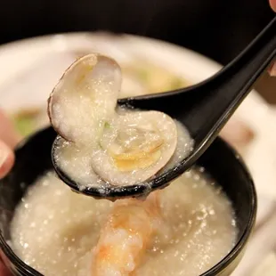 Combination seafood porridge