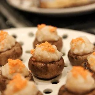 Stuffed mushroom with shrimp paste