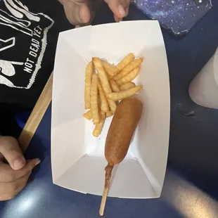 Corn dog kids meal
