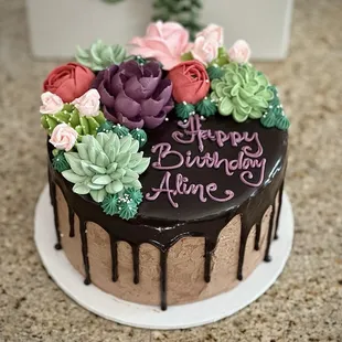 Red Velvette cake with chocolate