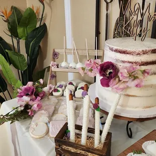 Top- red velvet with cream cheese filling  Bottom- white cake with corona sunset filling (my fave)