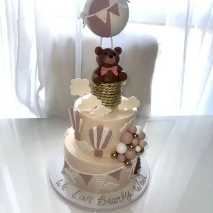Teddy bear baby shower cake