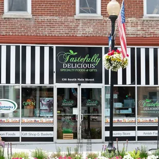 the front of a restaurant