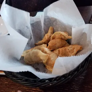 Fried dumplings (w/meat)