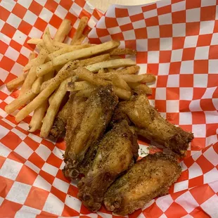 Wings - bombdiggity !!!