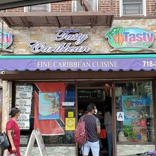 Social distancing in effect!