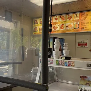 the inside of a fast food restaurant