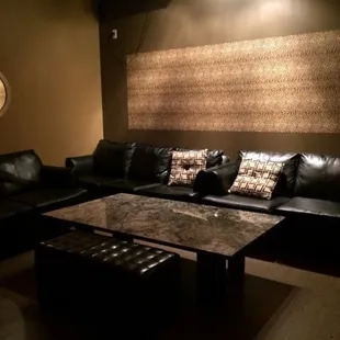 sushi and sashimi, interior