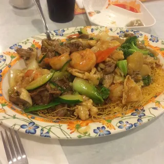 Hong Kong Pan Fried Noodles