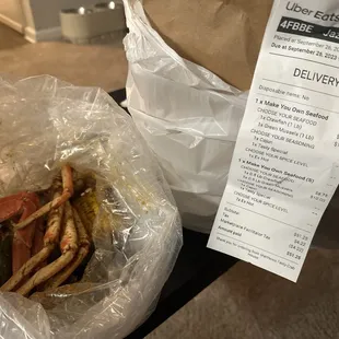 What I got on the left compared to what I actually ordered on the receipt to the right