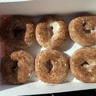 Cinnamon Crumble Cake Donuts