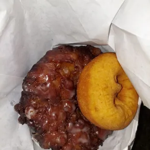Apple fritter, with plain donut