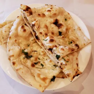 Garlic naan