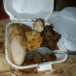 I devoured this liver with banana.my favorite jamaocan restaurant but first time trying breakfast. .#delicious