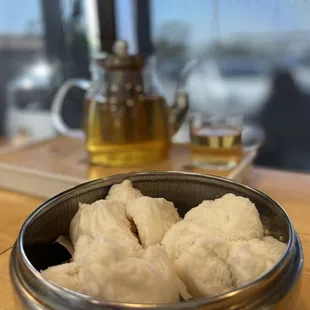 Steamed bun &amp; Chinese tea
