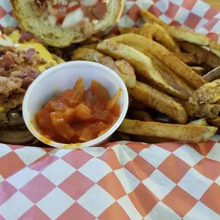 Cheeseburger n fries