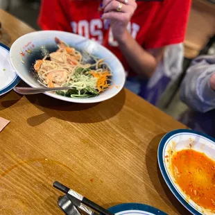 Cold noodle dish with shrimp