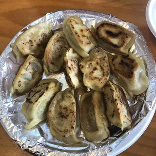 12 Beef with Black Pepper Dumplings