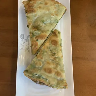P5. Scallion Pancake 8pcs)