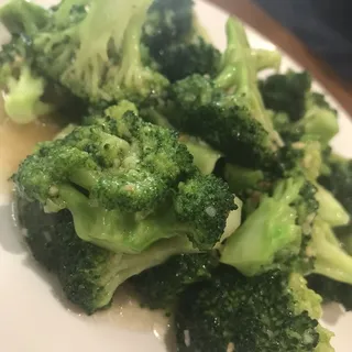 S3. Sauteed Broccoli with Garlic