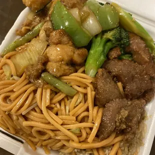 It's rice, beef broccoli, orange chicken, and chow mein