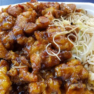 Tangerine chicken &amp; jalapeño chicken with thin noodles &amp; fried rice!