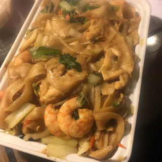 20. Chicken & Shrimp Noodle Soup
