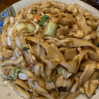 J. Pan Fried Chicken & Shrimp Noodle