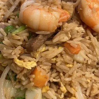 R7. Beef & Shrimp Fried Rice