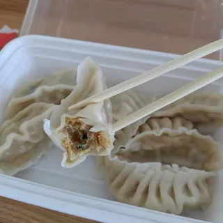 10. Steam Chicken Vegetable Dumpling