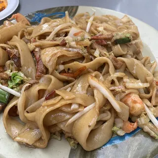 H. Pan Fried Roast Pork & Shrimp Noodle