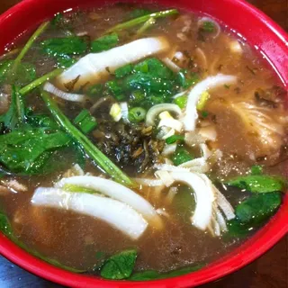 35. Beef Tripe Noodle Soup
