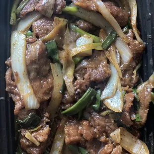 mongolian beef ... A LOT of meat, soft an juicy