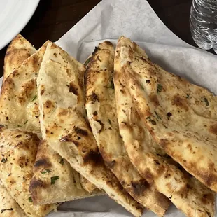 Garlic Naan (2 orders)