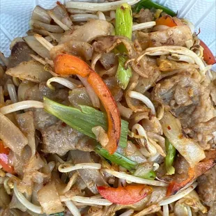 Spicy Thai beef noodle