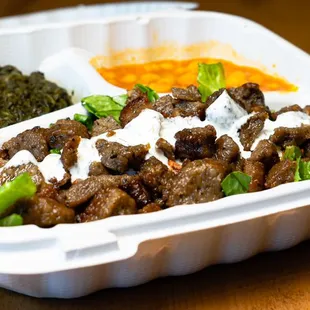 Lamb over Salad w Chickpeas and Spinach