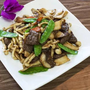 ramen and noodles, food