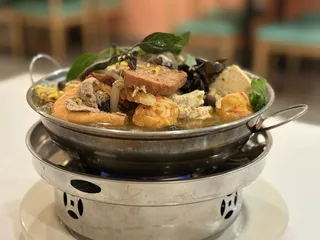 Thai Hot Pot
