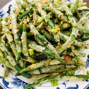 Salted Pepper Green Beans 椒盐四季豆