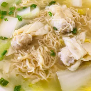 Wonton Noodle Soup 云吞汤面