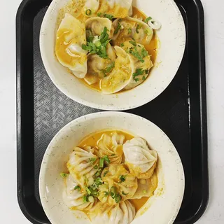 Jhol Momo (8pcs)