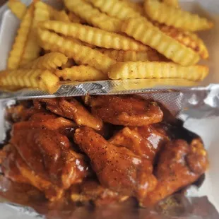 Mild lp 10 Pieces Wings with Fries and Drink