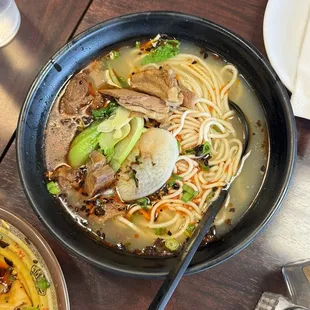 ramen and noodles, food