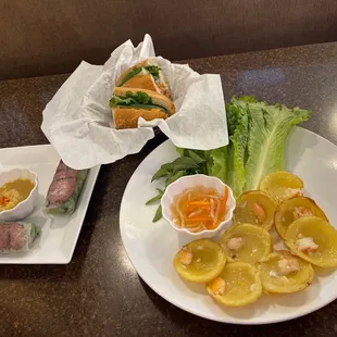 Bánh khọt, bánh mì, nem cuốn
