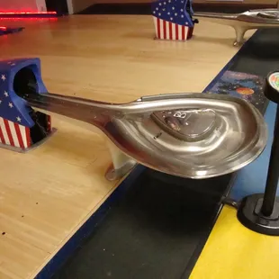 Patriotic ball return - cool!