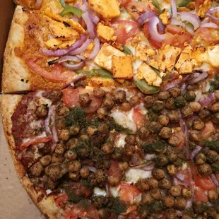 Shahi Paneer Pizza