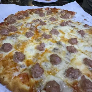 Pepperoni Pizza (Medium)
