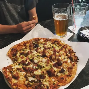 Bacon Cheeseburger Pizza