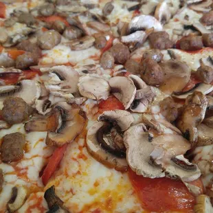 Mushrooms, Pepperoni, and Sausage