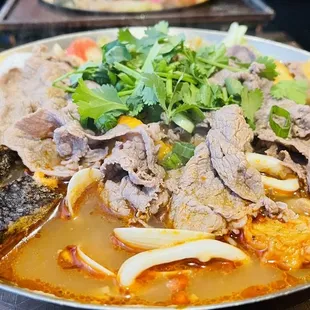 ramen and noodles, food